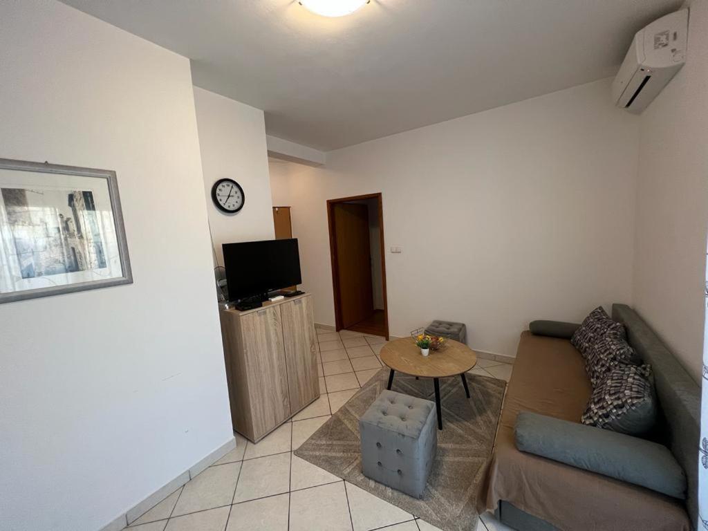 Guest House Karevic Đảo Hvar Ngoại thất bức ảnh