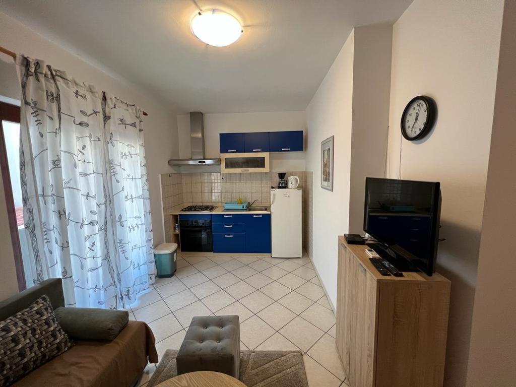 Guest House Karevic Đảo Hvar Ngoại thất bức ảnh