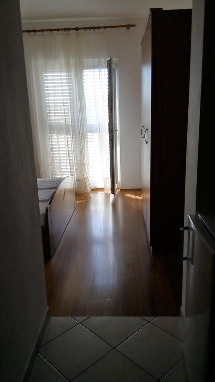 Guest House Karevic Đảo Hvar Ngoại thất bức ảnh